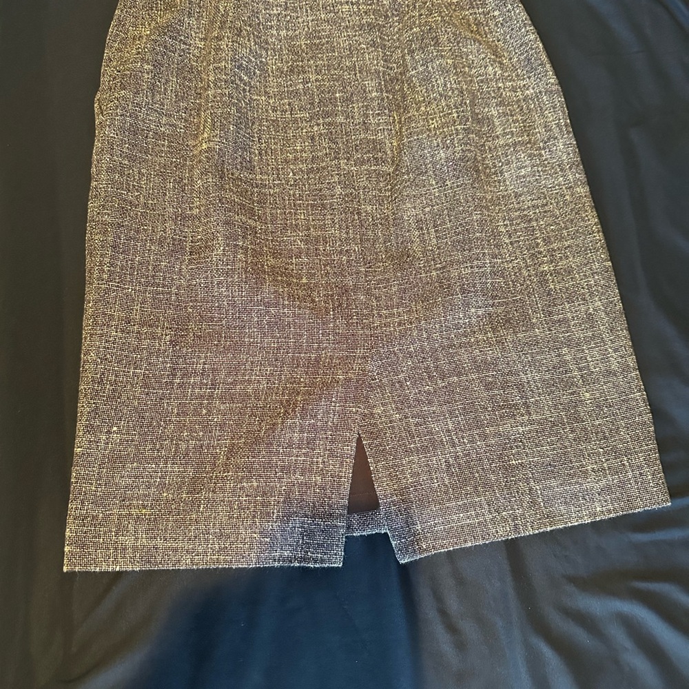 Brooks Brothers Navy Two-Piece Women's Suit - Picture 3 of 5
